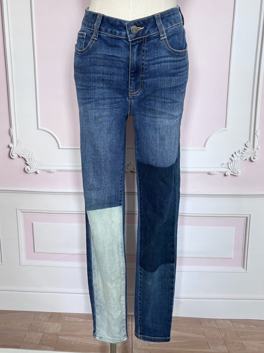 DKNY Mid Rise Colorblock Patchwork Skinny Blue Jeans--EUC--28/6 - Picture 11 of 16